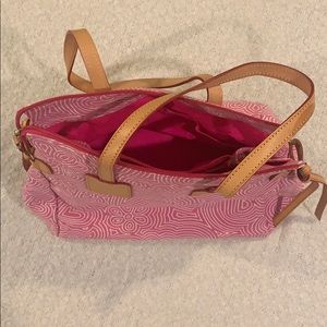 Dooney & Bourke Fabric Pop Bag- Like New!